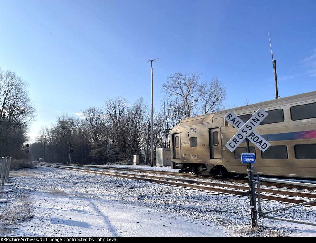 Awaiting eastbound departure from High Bridge Sta